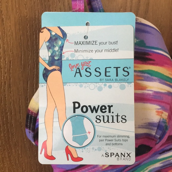 ๐ Assets by Spanx Swim Top - Picture 10 of 13